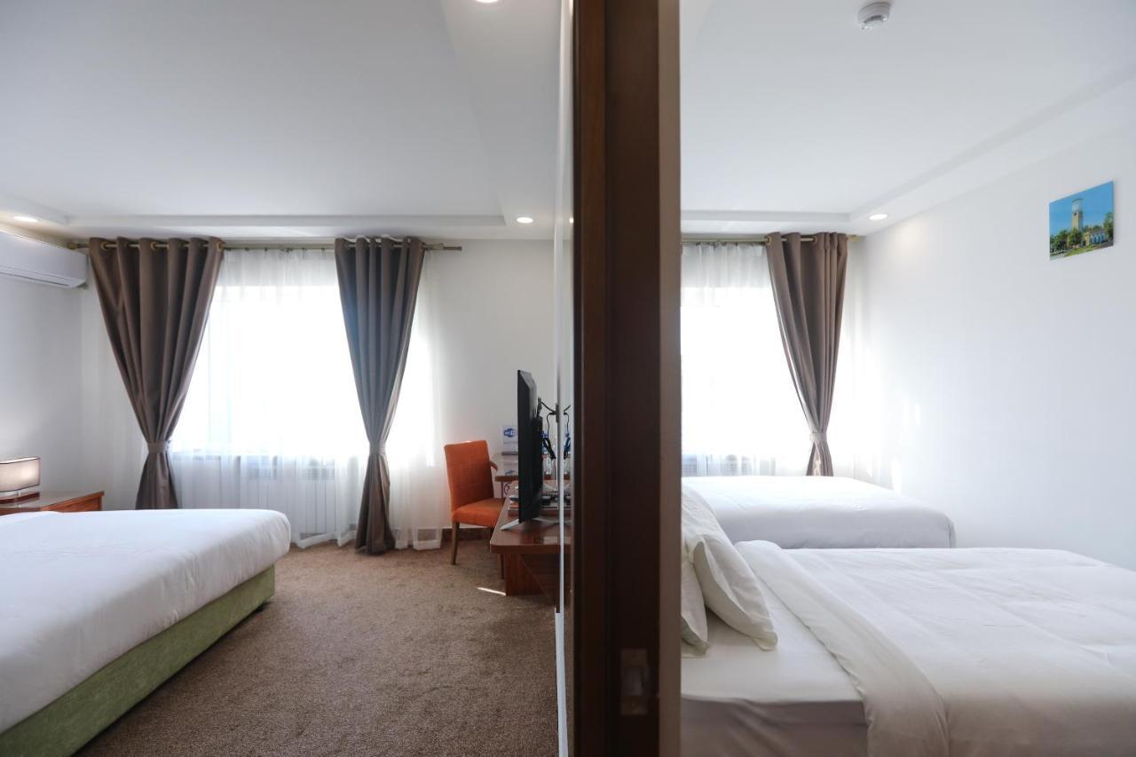 Sunrise Hotel Taschkent Exterior foto